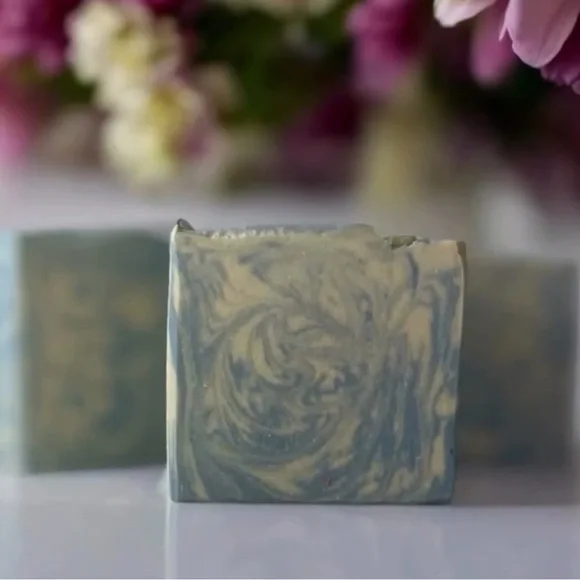 Artisan Soap with Goat Milk and Shea Butter - Blue and Cream - Picture 3 of 5